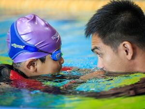 بلسان حالها: الشمولية هي ما يُميز برنامج السباحة لذوي الاحتياجات الخاصة بمؤسسة قطر
