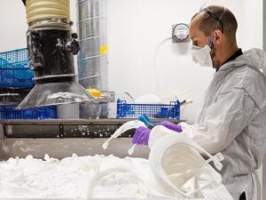 هذه الكمامات هي الوحيدة القابلة لإعادة الاستخدام والمصدق عليها من قبل "هيئة الصحة الوطنية" (National Health Service)