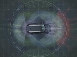 فولفو للسيارات على تطوير برنامج قيادة ذاتية بالكامل، والذي سيتم طرحه في الجيل التالي من سيارات فولفو المعتمدة على هيكل SPA2. 