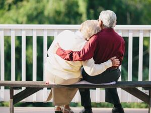 ما تفسير الحلم بالوالدين في المنام.