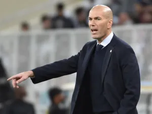 The French great retired as a player after the 2006 World Cup, however the Wolfsburg midfielder would love to play with him at Real Madrid.
