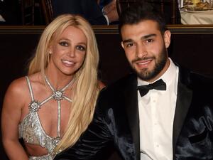 بريتني سبيرز وسام أصغري