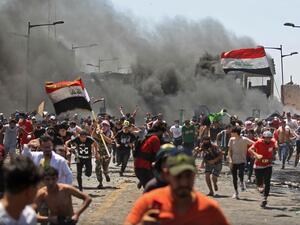 Modest anti-government rallies resumed in some Iraqi cities today, clashing with security forces and ending months of relative calm just days after Prime Minister Mustafa Kadhemi's government came to power. AHMAD AL-RUBAYE / AFP