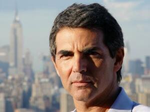 Sandro Petrone  (Twitter)