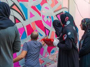 How eL Seed collaborated with refugee artists to bring tatreez and graffiti together (Twitter)