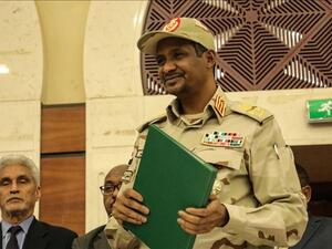 حميدتي النائب الأول لرئيس المجلس السيادي السوداني