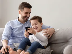 يعي الآباء أضرار الاستعمال المفرط لهذه الوسائل