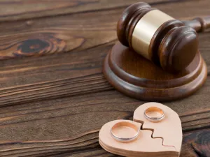 اقتراح الطلاق كحل للمشاكل الزوجية يعني أن الزواج ليس على ما يرام