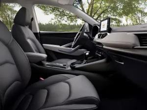 The Power of Design: The All-New Chevrolet Captiva Turns Heads Wherever It Drives