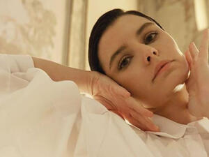 Beren Saat Is the Most Requested Actress in Europe .. & Rumor Has It She Left Husband Kenan Doğulu