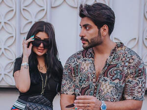 Khaliji Cha-Ching! Kuwaiti Model Gifts His Saudi Makeup Artist Wife 24-Carat iPhone 11 ... Find Out Why (Video)