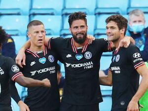 فوز معنوي مهم للبلوز