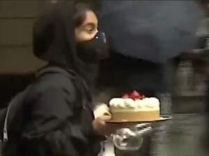 The Internet Wishes the Cheesecake Factory Looter 'a Wonderful Day'
