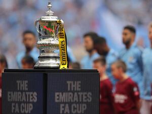 لقاءات قوية في المربع الذهبي