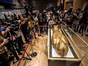 The Golden Coffin of Nedjemankh (Twitter)