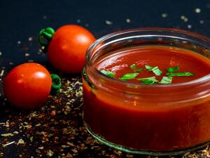 ما تفسير الحلم بالصلصة في المنام؟