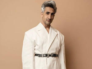 He is married to illustrator Rob France 