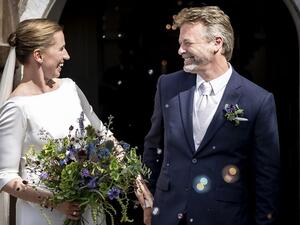 المسؤولة الدنماركية ميت فريدريكسن وتينبيرج