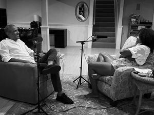First episode of Michelle Obama’s new podcast (Twitter)