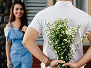 الرجال الذين ينتمون إلى هذه الأبراج يفضلون العقل على الجمال