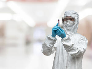 COVID-19 vaccine  (Shutterstock)	