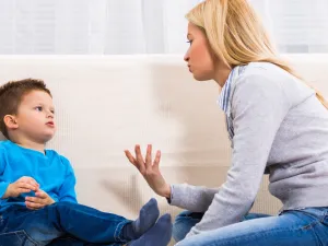 - أكثري من الثناء عليه لتمنحيه الثقة في نفسه.