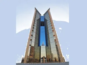Sharjah Islamic Bank wins the Sharjah Award for Voluntary Work