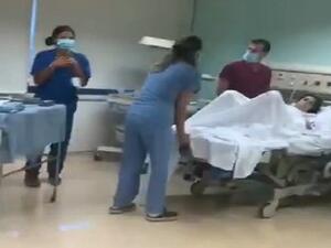 بعد نحو ساعة ونصف من وقوع الانفجار أنجبت الزوجة رضيعا في صحة جيدة، سُمي “جورج”.