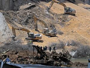 The earth-shaking explosion killed 171 people and wounded more than 6,000, a sickening blow to a country already in crisis.  JOSEPH EID / AFP