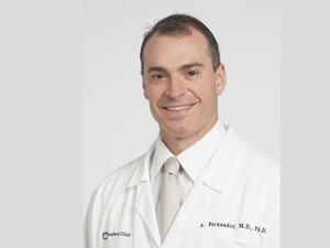 Cleveland Clinic Expert: Innovative Treatments Can Help Control Psoriasis