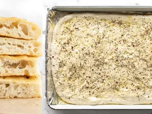 خبز الفوكاتشيا الإيطالي السريع