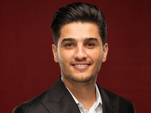 Groom Idol! Mohammed Assaf Secretly Ties The Knot ... Who's The Lucky Bride? (Video)