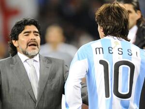 صورة أرشيفية لميسي ومارادونا