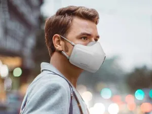 LG Revolutionizes Personal Clean Air With Puricare Wearable Air Purifier