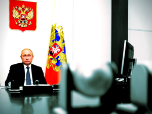 Would You Feel Safe Taking 'Putin's Vaccine' for COVID-19?