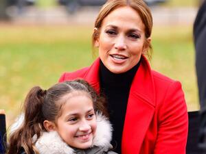 جينيفر لوبيز  وابنتها