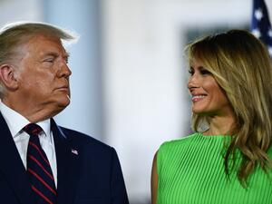 US First Lady Melania Trump smiles to US President Donald Trump atthe conclusion of the final day of the Republican National Convention from the South Lawn of the White House on August 27, 2020 in Washington, DC. Brendan Smialowski / AFP