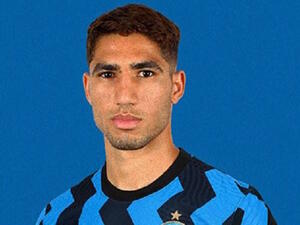 حكيمي بقميص إنتر ميلان