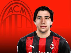 تونالي بقميص ميلان