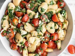 سلطة الفاصوليا البيضاء