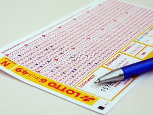 ما تفسير الحلم بالفوز باليانصيب في المنام؟