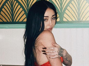 Noah thanked everyone for helping her through the tough times.