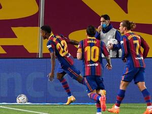 فاتي يقود برشلونة لفوز كبير