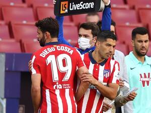 سواريز حل مكان كوشتا في مواجهة غرناطة