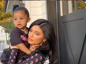 كايلي جينر وستورمي 