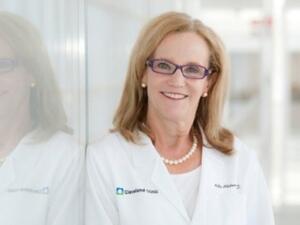 خبيرة من "كليفلاند كلينك" تقدم نصائح لتعزيز صحة العظام