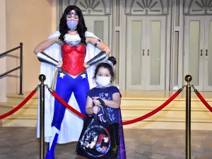 Fans Celebrate Wonder Woman’s Anniversary at Warner World Abu Dhabi