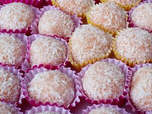 حلاوة الشكلمة "جوز الهند" للاحتفال بالمولد النبوي