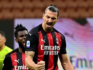 إبراهيموفيتش يسجل مرتين