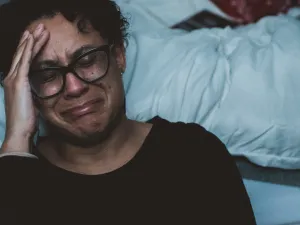هل تشعر بالاكتئاب؟ قد يكون لديك نقص في هذه العناصر الغذائية